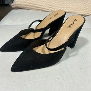 JustFab Black Pointed Toe Heels